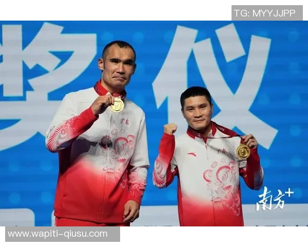 深圳“拳王”巴依克吾孜揽获金牌 拳坛新生力量在兴起